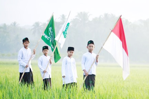 8 Ciri Santri Berkualitas: Pilar Kecintaan NKRI melalui Pendidikan dan Toleransi